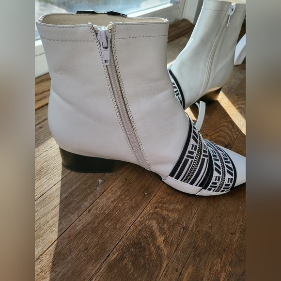 Nwob! LF BY JEFFREY CAMPBELL ankle boots - Picture 5 of 9